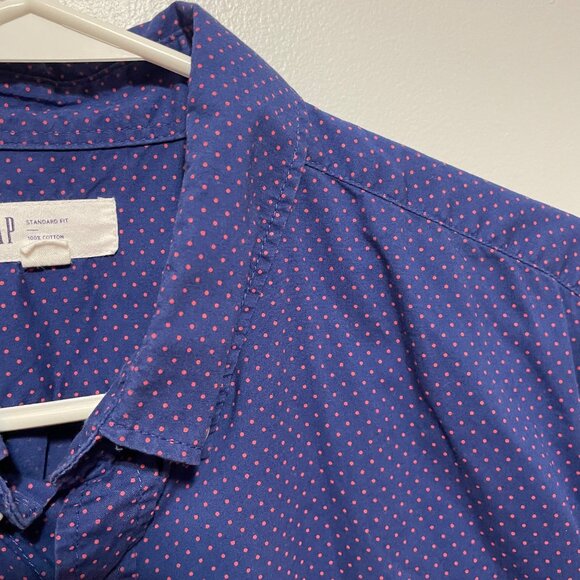 Gap Men's Standard Fit Navy Blue & Red Polka Dot Short Sleeve Shirt Size L - Picture 3 of 6